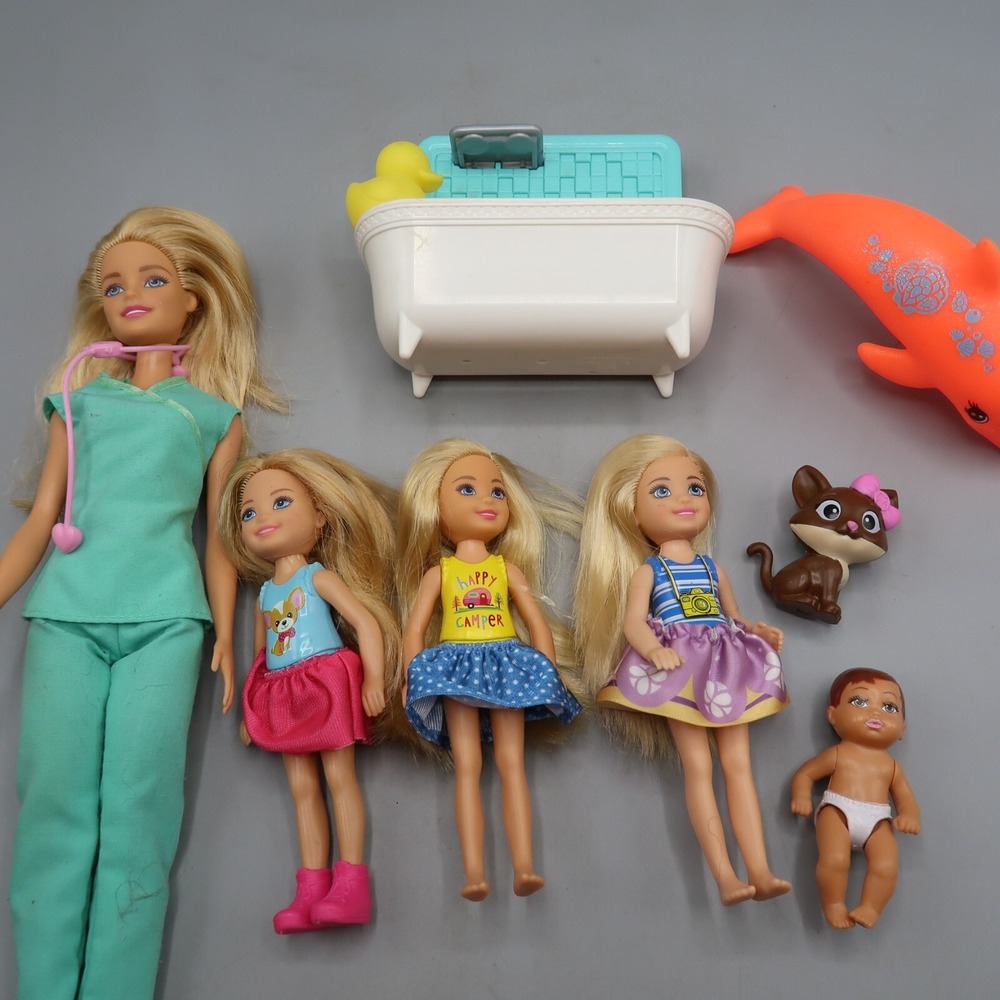 Mattel Barbie Chelsea & Friends Lot‎ Dolls Doctor baby tub dolphin Cat Toy lot